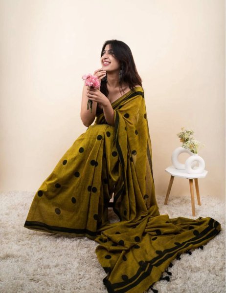 Mahendi Green Digital Print Saree with Matching Printed Blouse Piece for Bulk Order Printed Cotton Sarees Wholesale