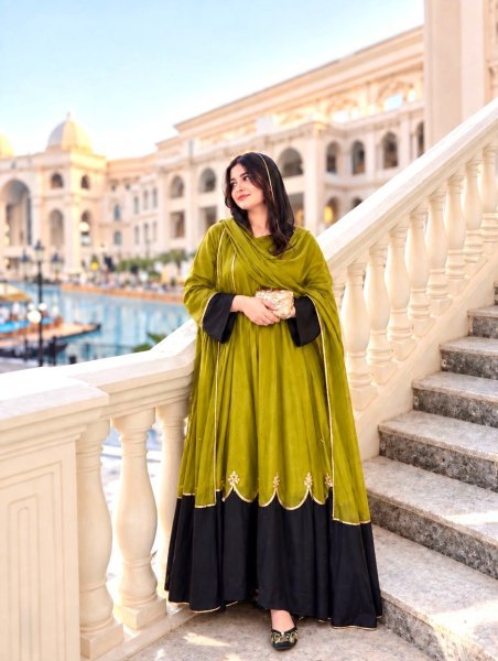 Mahendi Green Oversized Satin Rayon Kaftan with Embroidered Dupatta at Manufacturer  Ready To Wear Collection