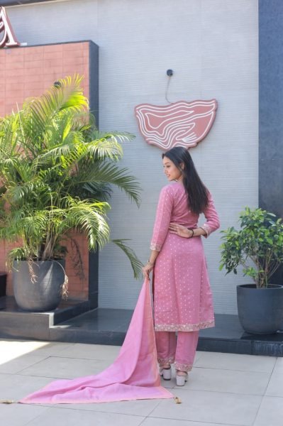 Majestic PInk Chanderi Cotton Kurti Pant Set with Digital Print Dupatta Cotton Kurtis Wholesale