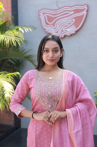 Majestic PInk Chanderi Cotton Kurti Pant Set with Digital Print Dupatta Cotton Kurtis Wholesale