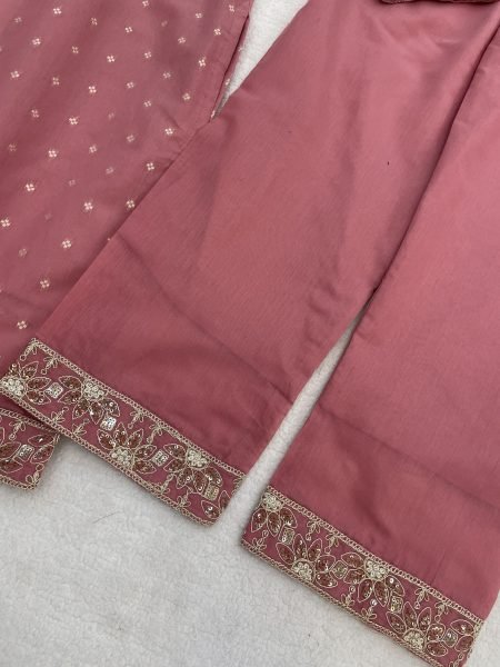 Majestic PInk Chanderi Cotton Kurti Pant Set with Digital Print Dupatta Cotton Kurtis Wholesale