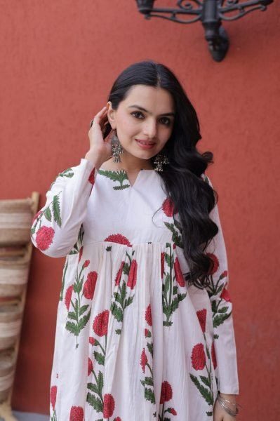 Majestic Red Casual Wear Cotton Outfit for Women with Printed Design Printed Kurtis