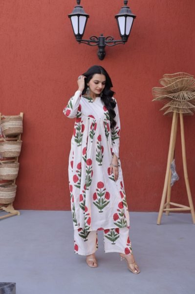 Majestic Red Casual Wear Cotton Outfit for Women with Printed Design Printed Kurtis