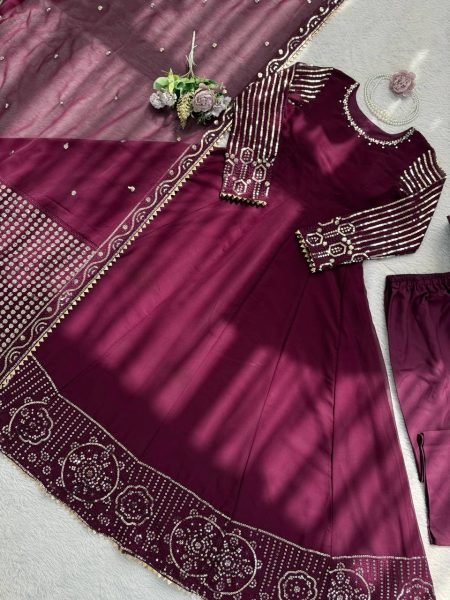 Maroon Faux Georgette Gown In Thread And Sequence Work With Matching Dupatta Anarakali Gown Wholesale