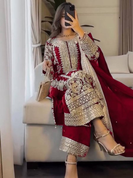 Maroon Georgette Readymade Pakistani Suit at Wholesale Rate Ready To Wear Collection
