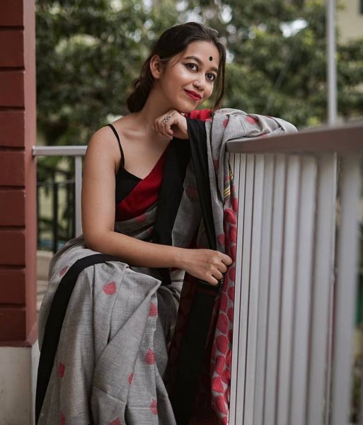 Marvelous Grey Linen Cotton Saree with Beautiful Digital Print for Mill Price Printed Cotton Sarees Wholesale