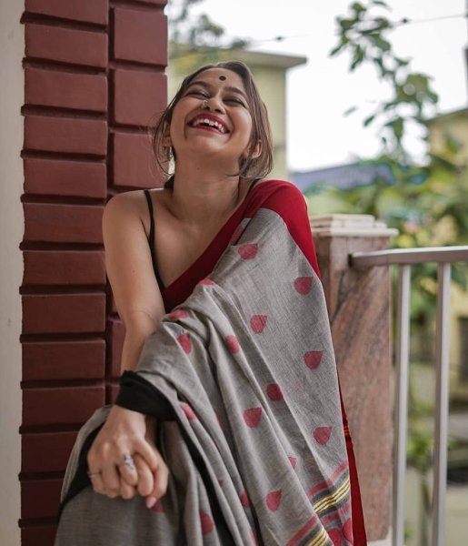 Marvelous Grey Linen Cotton Saree with Beautiful Digital Print for Mill Price Printed Cotton Sarees Wholesale