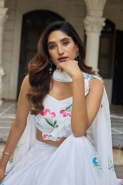 Marvelous White Hand Painted Floral Lehenga Set in Georgette for Women Designer Lehenga Choli