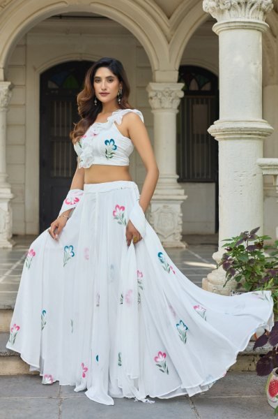 Marvelous White Hand Painted Floral Lehenga Set in Georgette for Women Designer Lehenga Choli
