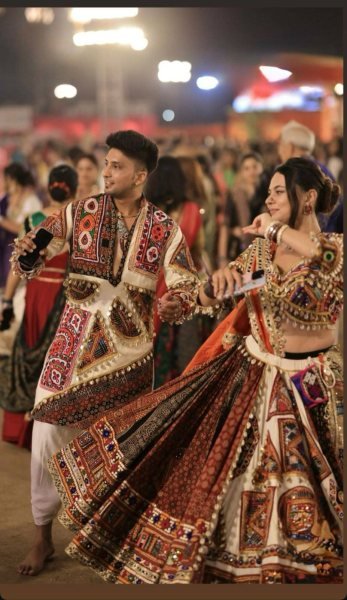 Maslin Cotton Lehenga Choli with Real Mirror Work and Heavy Border Georgette Dupatta Navratri Lehnega Choli