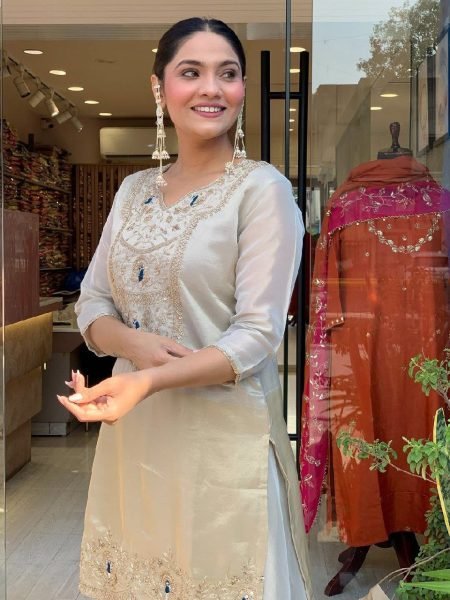 Matching palazzo for a stylish silhouette 3 Piece Kurti Set