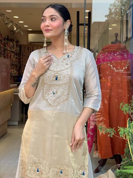 Matching palazzo for a stylish silhouette 3 Piece Kurti Set