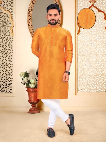 Men's Traditional  Embroidery Work Neck Pattern Kurta Pant Kurta Pajama Wholesale