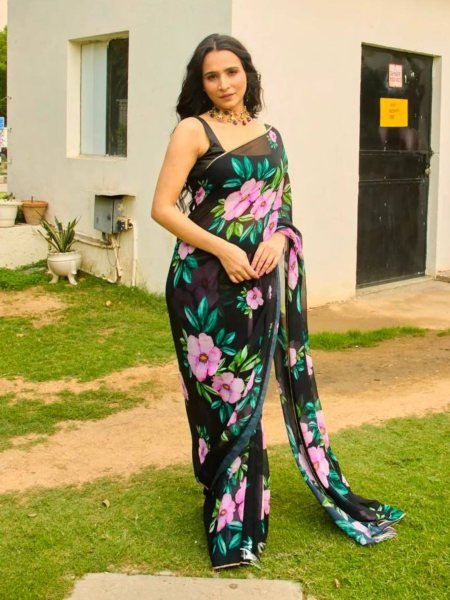 Mesmerizing Black Teby Silk Floral Print Saree with Cut Dana Border and Jalpari Silk Blouse Sarees 