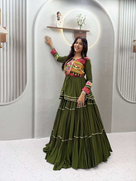 Mesmerizing Mahendi Green Navratri Pure Cotton Lehenga Choli Set with Gamthi Work Navratri Lehnega Choli