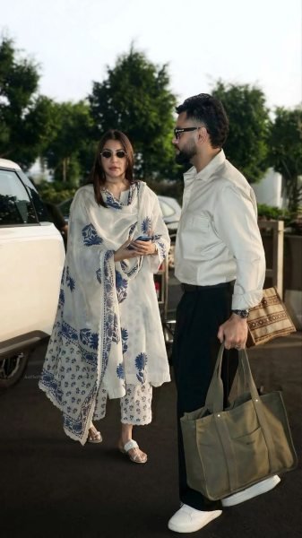 Mesmerizing White Jaipuri Cotton Kurta Pant Dupatta Set with Bracelet Combo Cotton Kurtis Wholesale