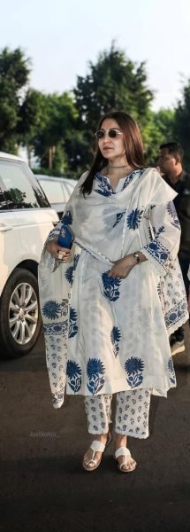 Mesmerizing White Jaipuri Cotton Kurta Pant Dupatta Set with Bracelet Combo Cotton Kurtis Wholesale