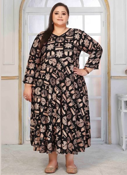Minimal Black Fashion Rayon Kurti in Plus Sizes with Comfortable Fit Plus Size Kurti / Gown