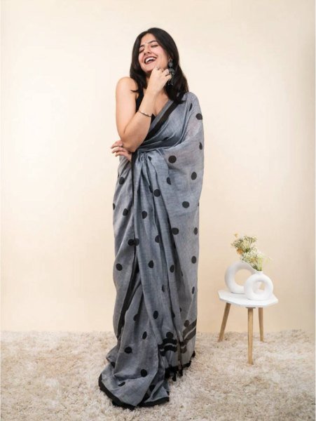 Minimalist Grey Linen Cotton Saree with Digital Print and Zahlar at Manufacturer  Printed Cotton Sarees Wholesale