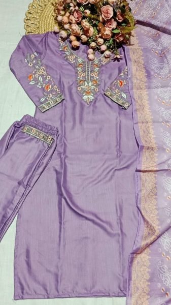 Minimalist Purple Rayon Slub Embroidered Suit Set with Digital Print Dupatta for Daily Wear Embroidery Kurtis 