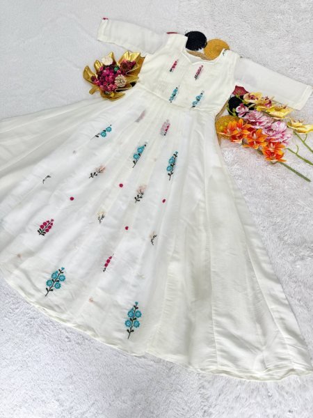 Minimalist White Mull Cotton Ethnic Gown with Micro Cotton Lining At Wholesale Anarkali Kurtis 