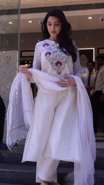 Minimalist White Roman Fabric Kurti Pant Dupatta Set for Office Wear  Straight Cut Long Kurtis