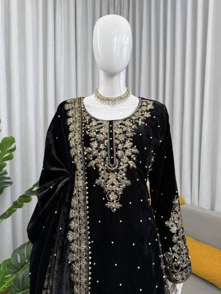 Modern Black Velvet Rivet Moti Embroidery Suit Set with Lace Dupatta at Manufacturer Rate for Festive Wear Ready To Wear Collection