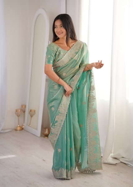 Modern Mint Green Fendy Crush Saree with Unstitched Blouse For Boutique Collection  Embroidery Sarees Wholesale