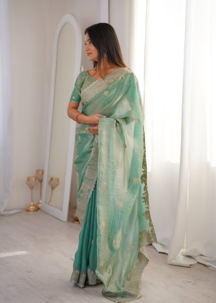 Modern Mint Green Fendy Crush Saree with Unstitched Blouse For Boutique Collection  Embroidery Sarees Wholesale