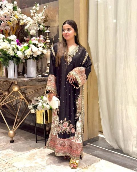 Modish Black Designer Pakistani Kurti Set with Sequin Embroidery and Pant at Manufacturer Rate Ready To Wear Collection