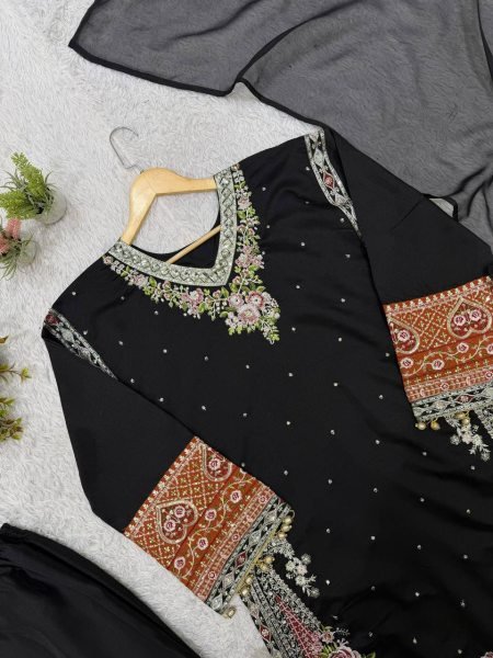 Modish Black Designer Pakistani Kurti Set with Sequin Embroidery and Pant at Manufacturer Rate Ready To Wear Collection