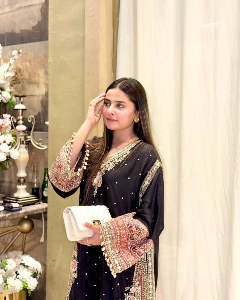 Modish Black Designer Pakistani Kurti Set with Sequin Embroidery and Pant at Manufacturer Rate Ready To Wear Collection