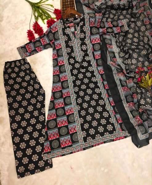 Modish Black Premium Cotton Anarkali Kurti with Embroidery Work on Neck at Wholesale Anarkali Kurtis 