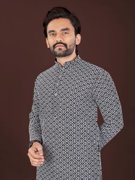 Modish Grey Straight knee-length kurta with a Mandarin collar and side slits. Kurta Pajama Wholesale