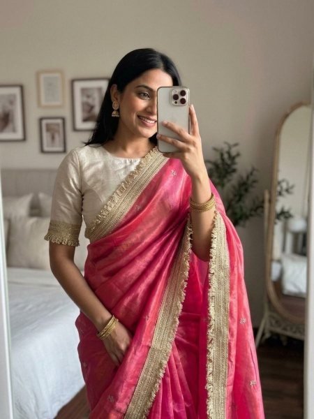 Modish Pink Space Silk Saree with Bright Traditional Look for Wedding Functions Sarees 