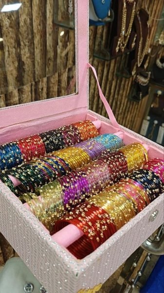 Moti Heart Jelly Glass Stone Bangles Set with 20 Color Combo Storage Box Fashion Accessories Wholesale