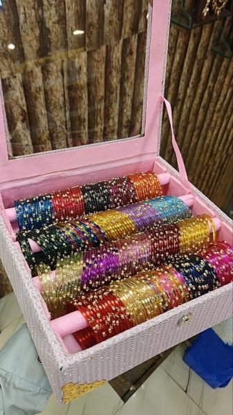 Moti Heart Jelly Glass Stone Bangles Set with 20 Color Combo Storage Box Fashion Accessories Wholesale