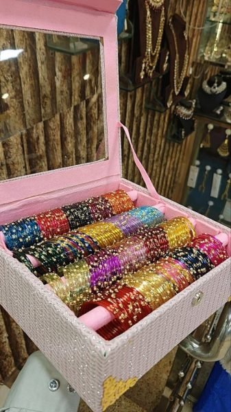 Moti Heart Jelly Glass Stone Bangles Set with 20 Color Combo Storage Box Fashion Accessories Wholesale
