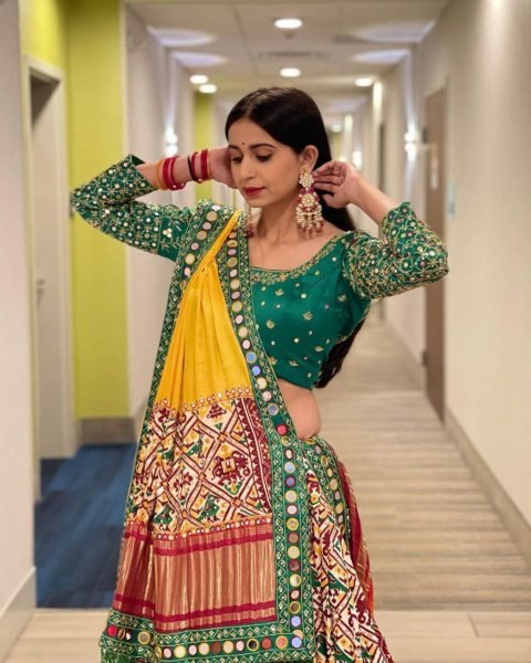 Kinjal Dave Style Butter Silk Lehenga Choli with Mirror Work Navratri Garba Special Navratri Lehnega Choli