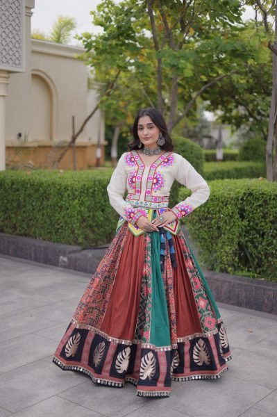 Multicolor Cotton Printed Lehenga Choli with Kutchi Gamthi Blouse at Wholesale Navratri Lehnega Choli