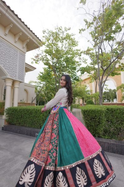 Multicolor Cotton Printed Lehenga Choli with Kutchi Gamthi Blouse at Wholesale Navratri Lehnega Choli