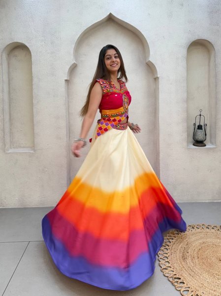 Muticolor Navratri Special 5 Meter Flair Magic Cotton Lehenga Choli at WHolesale Rate Navratri Lehnega Choli