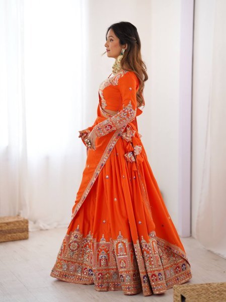 Natural Crepe Silk Designer Lehenga Choli Wedding Wear with Heavy Embroidery Work India Supplier Designer Lehenga Choli
