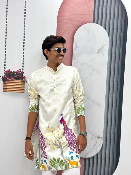 Nature-Inspired Printed Kurta in Soft Dola Silk Ideal for Day Functions Kurta Pajama Wholesale