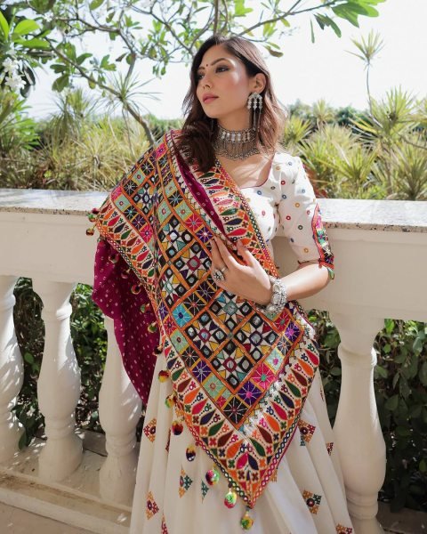 Navratri Special Muslin Lehenga Choli with Mirror Embroidery Wholesale Ready Navratri Lehnega Choli