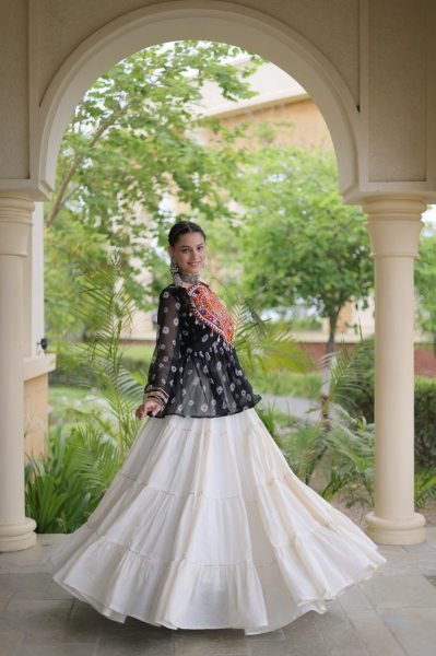 Navratri Special White Kora Cotton Lehenga with Black Bandhani Print Faux Georgette Top Navratri Lehnega Choli
