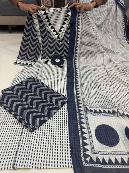 Navy Blue Comfortable Straight Fit Kurta for Casual and Office Wear Printed Kurtis