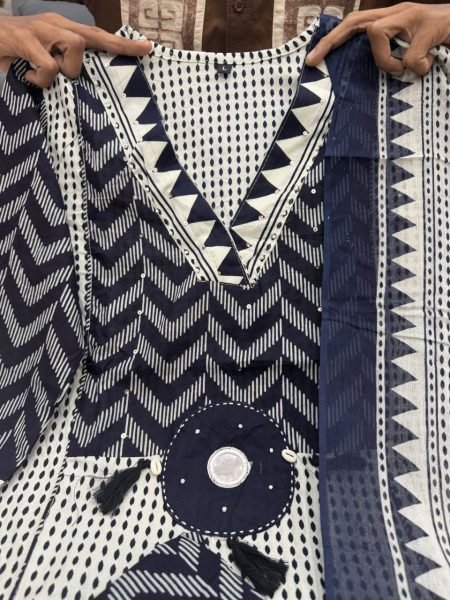 Navy Blue Comfortable Straight Fit Kurta for Casual and Office Wear Printed Kurtis