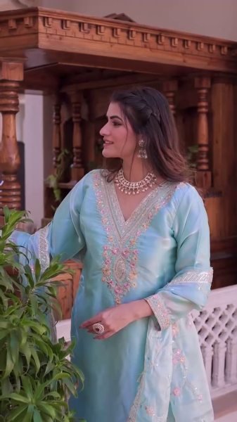Jimmy Choo Silk 3-Piece Suit Set with Heavy Embroidery & Sequence Work Ready-to-Wear Collection at Best Wholesale Price Ready To Wear Collection
