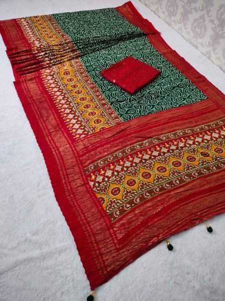 New Crush Dola Silk with Border Foil Work Saree Silk Sarees Wholesale